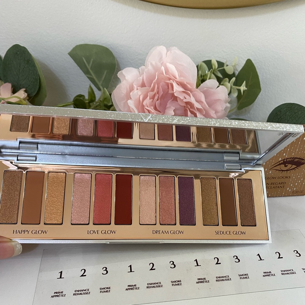 Charlotte Tilbury Hypnotic Glow Eyeshadow Palette - Picture 3 of 11